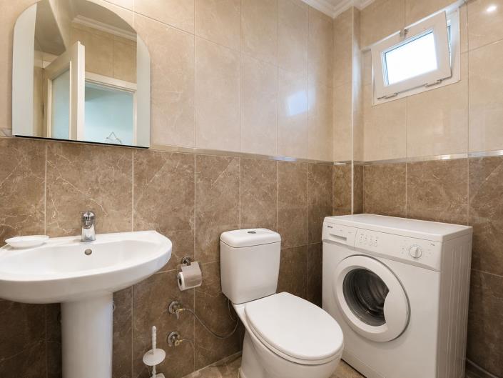 Image No.13-3 Bed Semi-Detached for sale