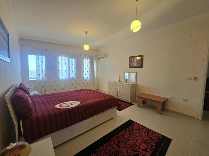 Image No.20-4 Bed Duplex for sale