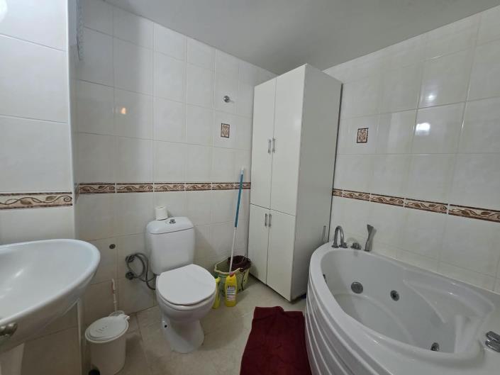 Image No.21-4 Bed Duplex for sale