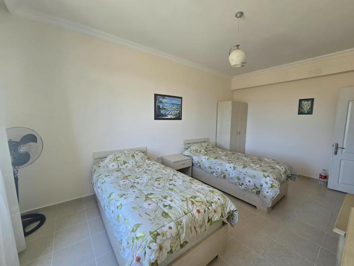 Image No.28-4 Bed Duplex for sale
