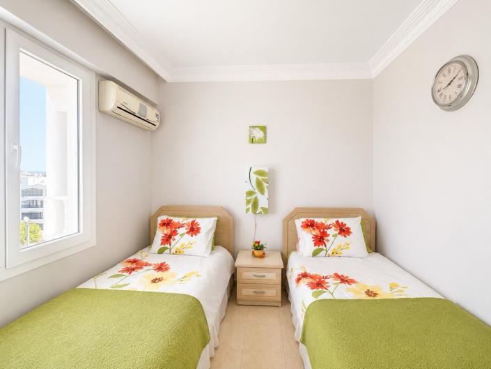 Image No.18-2 Bed Apartment for sale