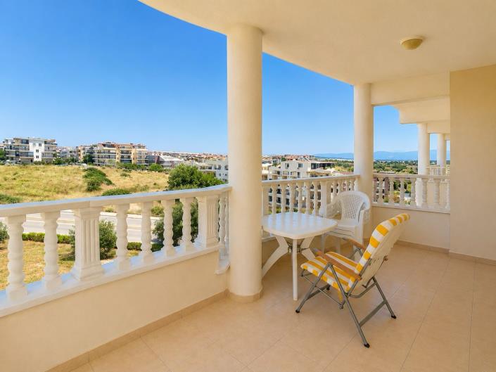 Image No.11-2 Bed Apartment for sale