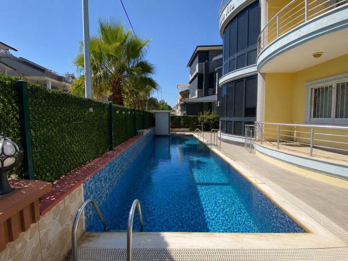 Image No.3-3 Bed Semi-Detached for sale