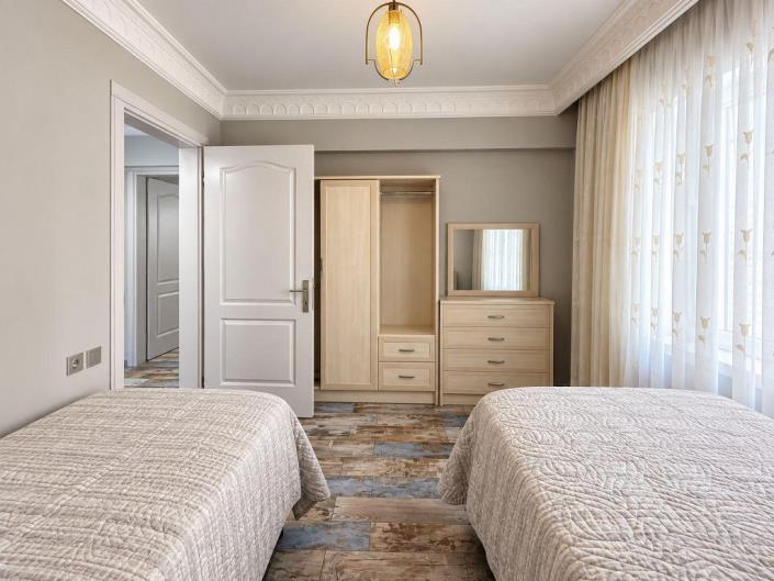 Image No.21-3 Bed Apartment for sale