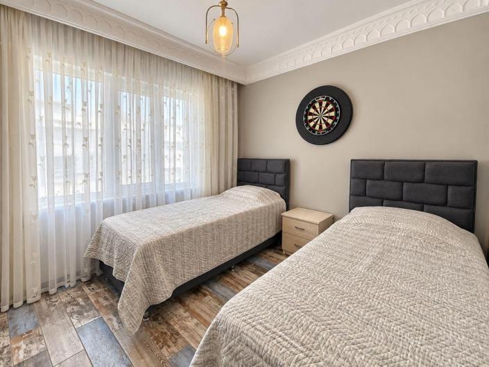 Image No.20-3 Bed Apartment for sale