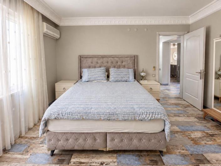 Image No.22-3 Bed Apartment for sale