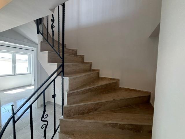 Image No.18-3 Bed Duplex for sale