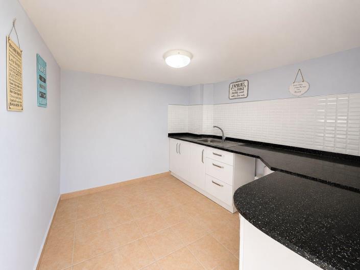 Image No.27-4 Bed Semi-Detached for sale