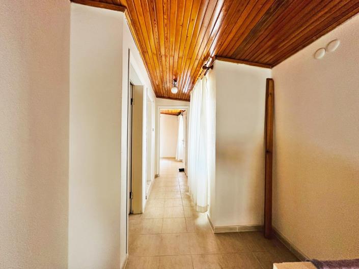 Image No.7-4 Bed Semi-Detached for sale