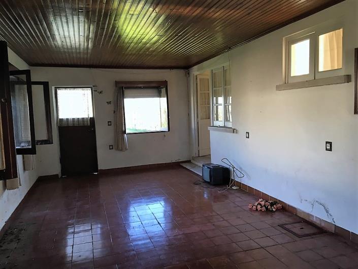 Image No.18-3 Bed Country House for sale