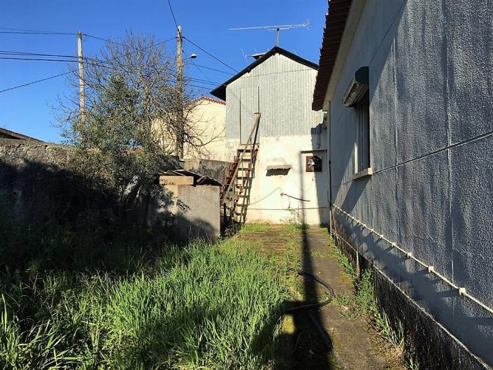 Image No.23-3 Bed Country House for sale