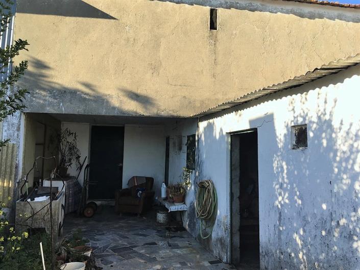 Image No.28-3 Bed Country House for sale