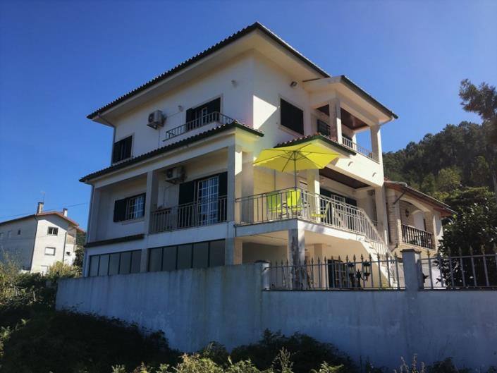 Image No.1-3 Bed Townhouse for sale