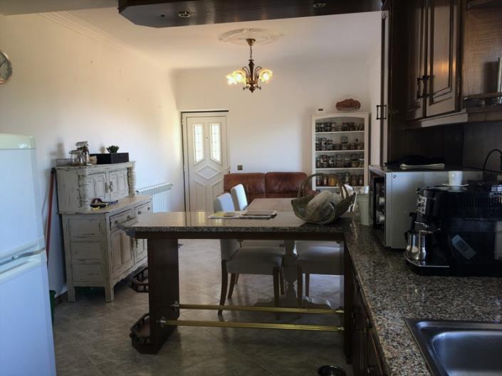 Image No.12-3 Bed Townhouse for sale