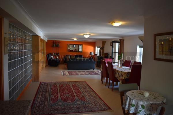 Image No.9-5 Bed Villa for sale