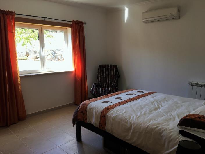 Image No.24-4 Bed Villa / Detached for sale