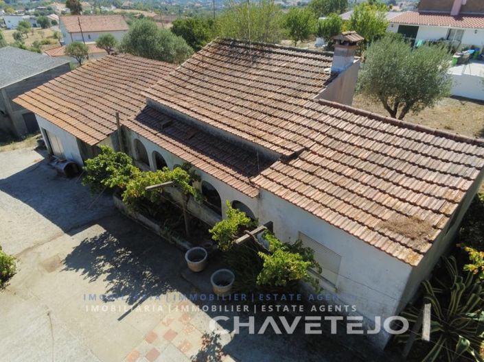 Image No.2-2 Bed Farmhouse for sale