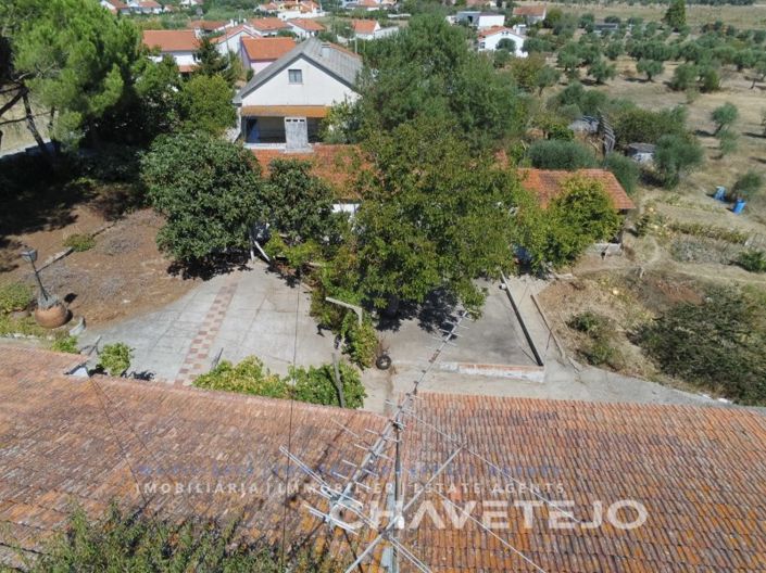 Image No.3-2 Bed Farmhouse for sale