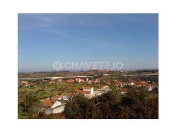 1 - Tomar, Plot