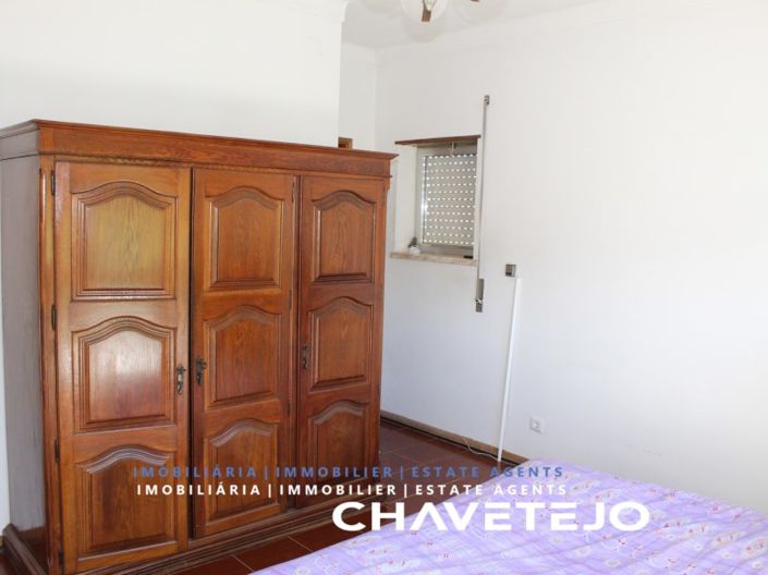 Image No.16-3 Bed Commercial for sale