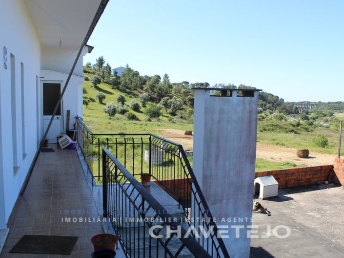 Image No.24-3 Bed Commercial for sale