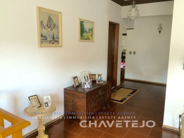 Image No.7-3 Bed Commercial for sale