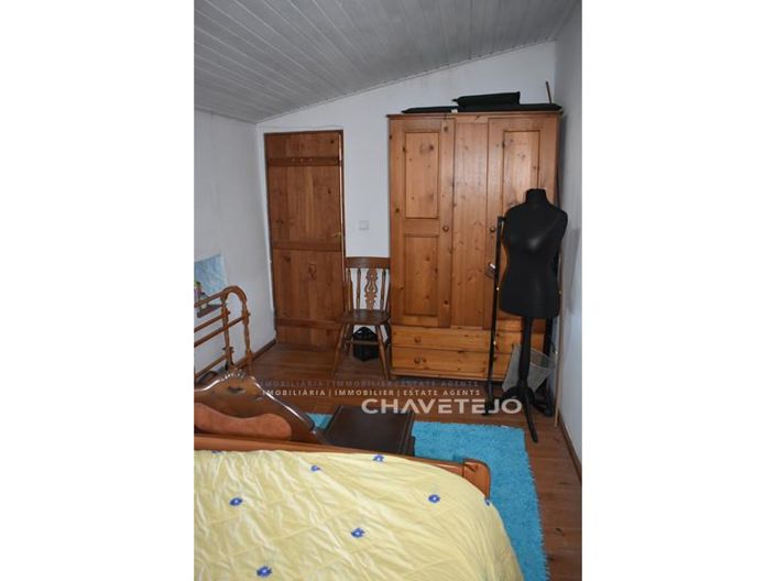 Image No.10-2 Bed House for sale