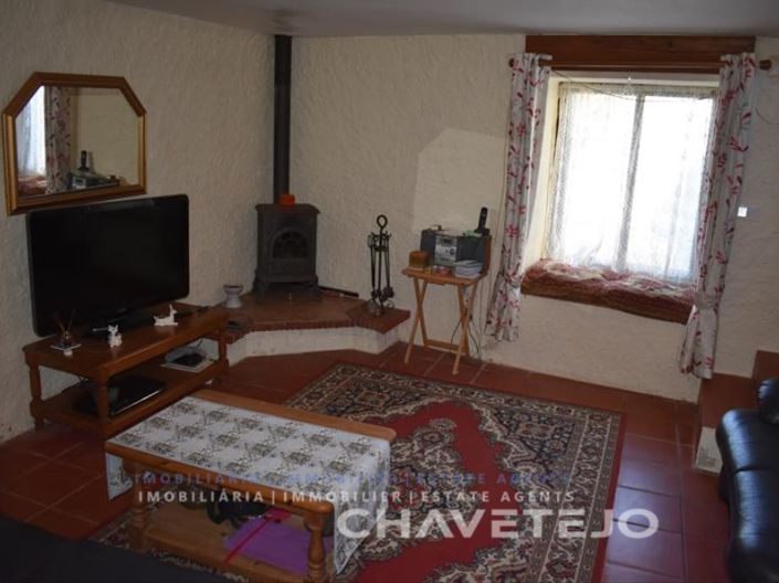 Image No.7-2 Bed House for sale