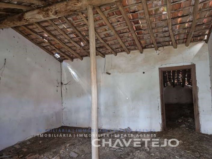 Image No.11-1 Bed House for sale