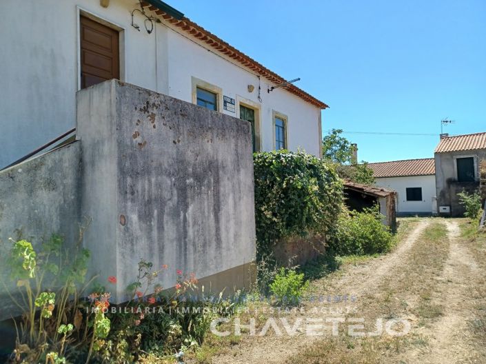 Image No.3-2 Bed House for sale