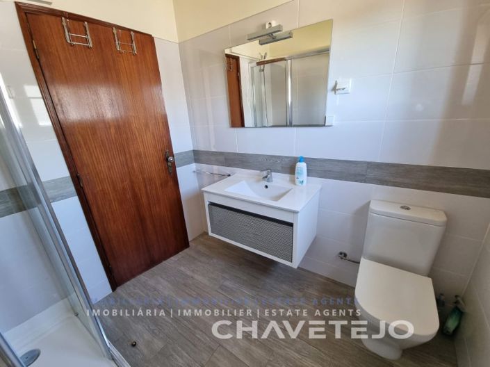 Image No.22-3 Bed House for sale