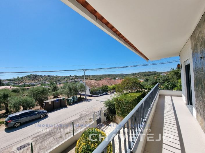 Image No.32-3 Bed House for sale