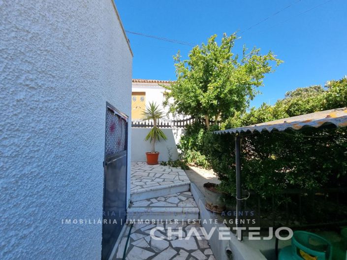 Image No.34-3 Bed House for sale