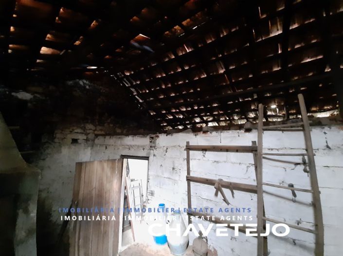 Image No.11-3 Bed House for sale