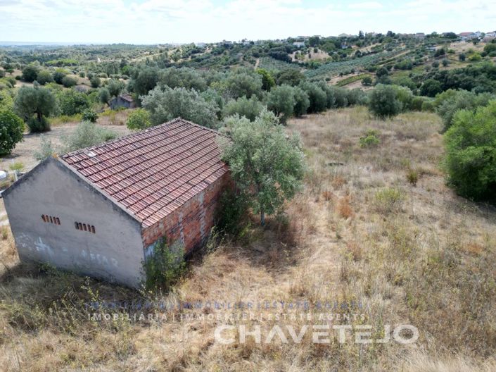 Image No.21-2 Bed House for sale