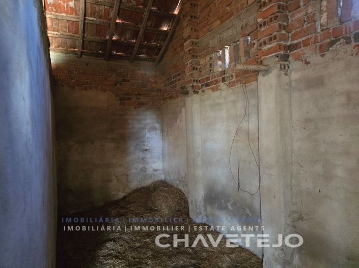 Image No.4-2 Bed House for sale