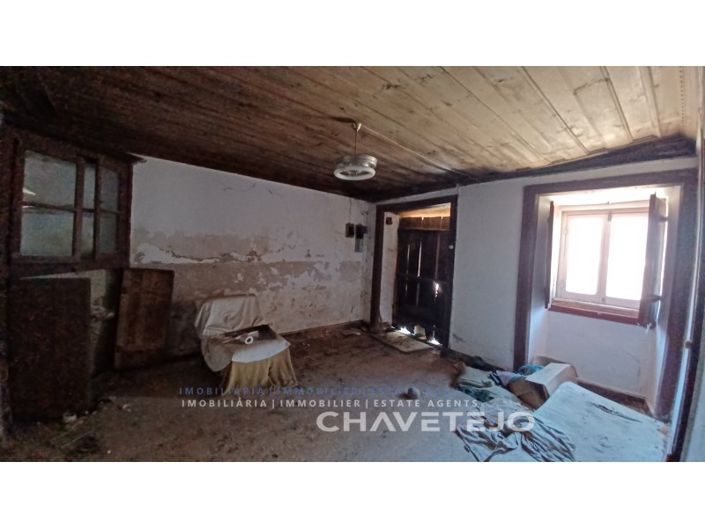 Image No.18-3 Bed House for sale