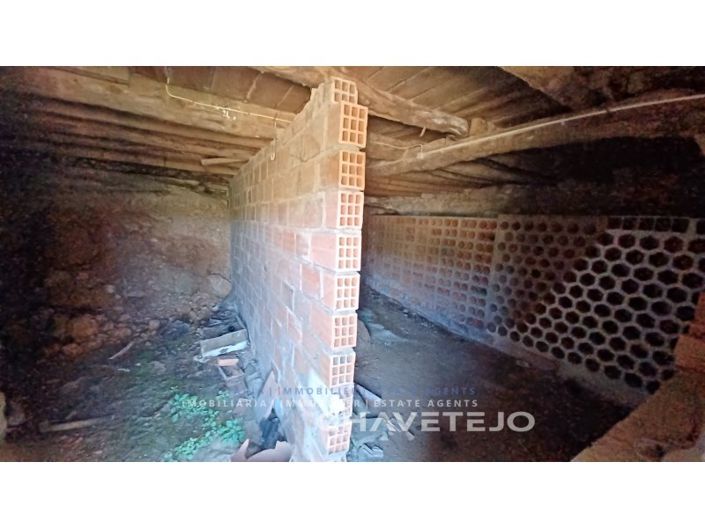 Image No.9-3 Bed House for sale