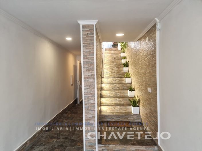 Image No.29-3 Bed House for sale