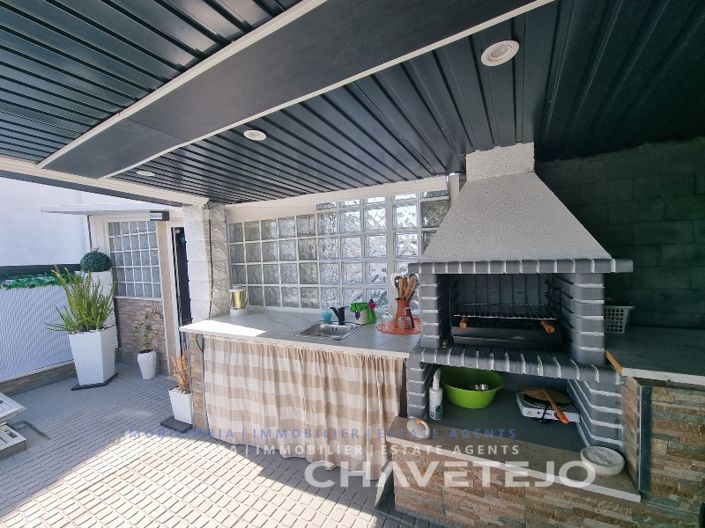 Image No.40-3 Bed House for sale