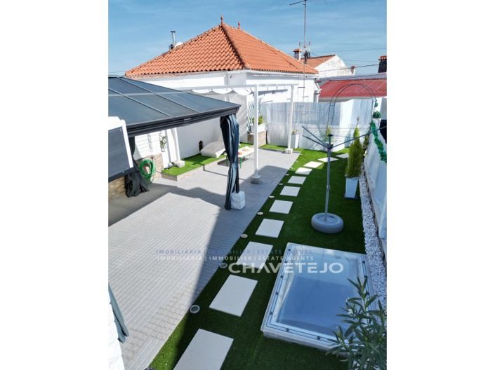 Image No.51-3 Bed House for sale