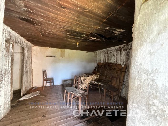 Image No.5-2 Bed House for sale