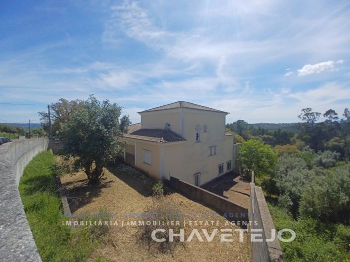 Image No.2-3 Bed House for sale