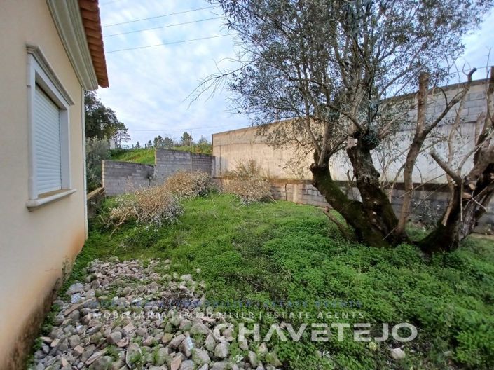 Image No.20-3 Bed House for sale