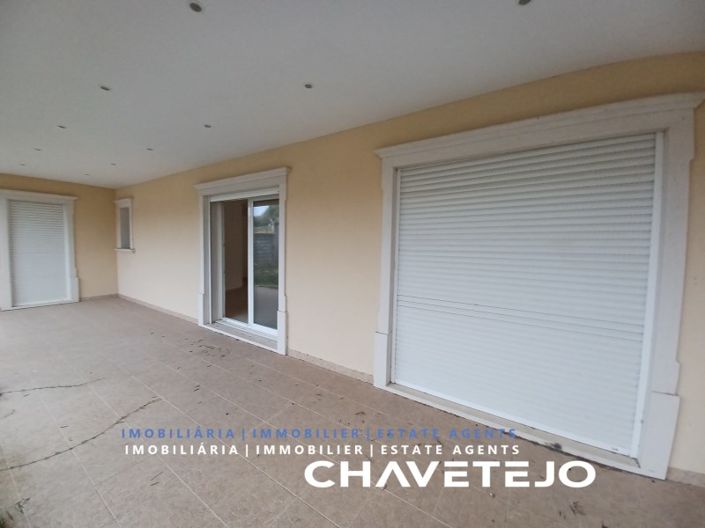 Image No.22-3 Bed House for sale