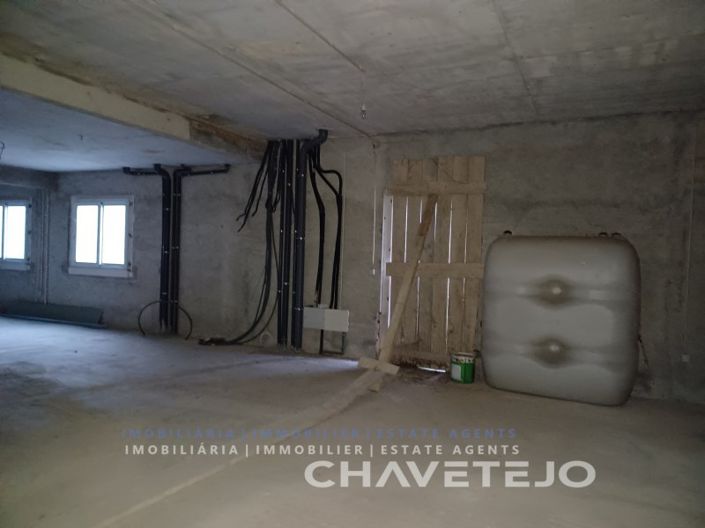 Image No.42-3 Bed House for sale