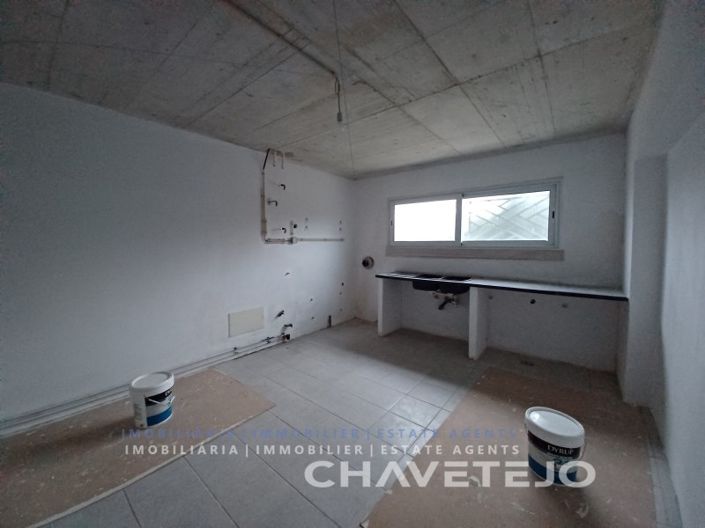 Image No.44-3 Bed House for sale