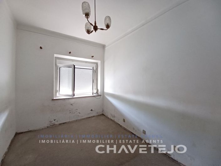 Image No.4-Maison de 3 chambres à vendre à Tomar