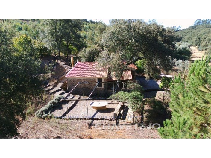 Image No.27-2 Bed Farmhouse for sale