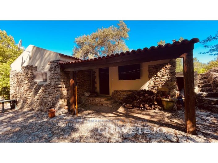 Image No.4-2 Bed Farmhouse for sale